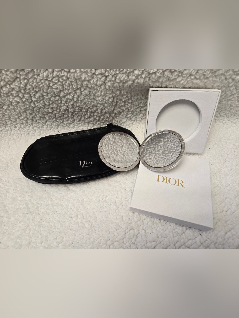 Christian Dior Parfumes Compact Mirror with Black Dior Beauty Pouch Set - Picture 2 of 4